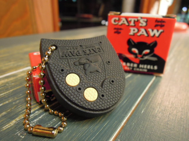 キャッツポウヒールBOX